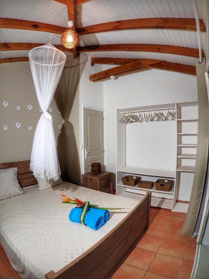 Gite Kaz A Topaze, Piscine, Jardin Tropical Sainte-Rose Bagian luar foto